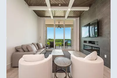 60 Seagate Dr #305, Naples, FL 34103 - Photo 3