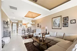 4834 Hampshire Ct, Naples, FL 34112 - Photo 11