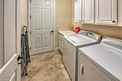 9215 Veneto Ln, Naples, FL 34113 - Photo 15