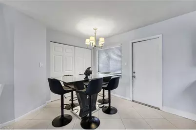 1400 Green Valley Cir #1002, Naples, FL 34104 - Photo 9