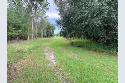 920 Sanctuary Rd W, Naples, FL 34120 - Photo 3