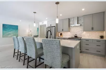 2850 Gulf Shore Blvd N #102, Naples, FL 34103 - Photo 9