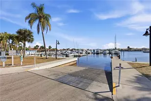 25000 Tamiami Trl E, Naples, FL 34114 - Photo 15