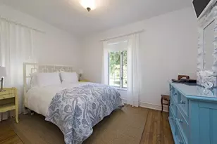 116 3rd St N, Naples, FL 34102 - Photo 7