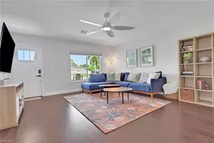 2593 Poinciana St, Naples, FL 34105 - Photo 5