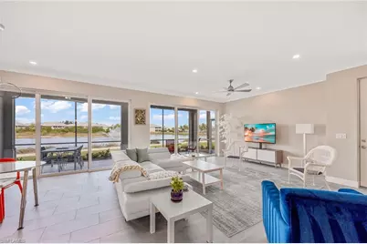201 Indies Dr E #102, Naples, FL 34114 - Photo 5