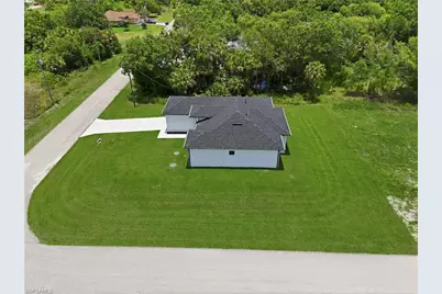 765 Chambers St E, Lehigh Acres, FL 33974 - Photo 47