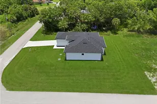 765 Chambers St E, Lehigh Acres, FL 33974 - Photo 47