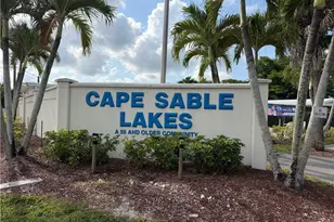 260 Cape Sable Dr, Naples, FL 34104 - Photo 1