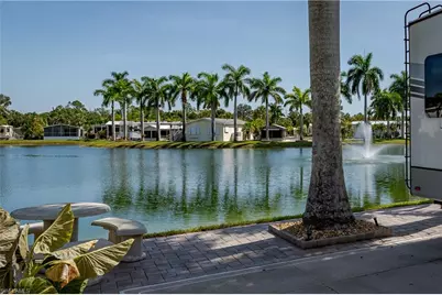 1146 Silver Lakes Blvd, Naples, FL 34114 - Photo 15