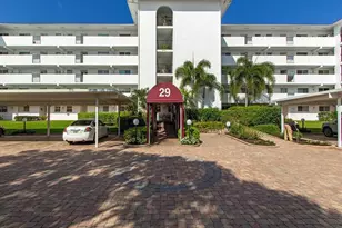 29 High Point Cir E, Naples, FL 34103 - Photo 1