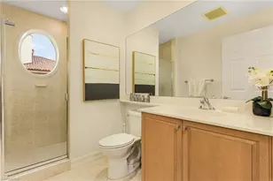 2728 Tiburon Blvd E, Naples, FL 34109 - Photo 15