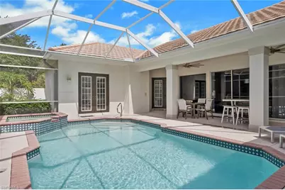 516 Eagle Creek Dr, Naples, FL 34113 - Photo 9