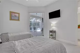 516 Eagle Creek Dr, Naples, FL 34113 - Photo 33
