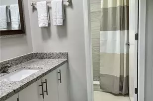 190 Palm Dr, Naples, FL 34112 - Photo 9