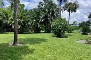 190 Palm Dr, Naples, FL 34112 - Photo 17