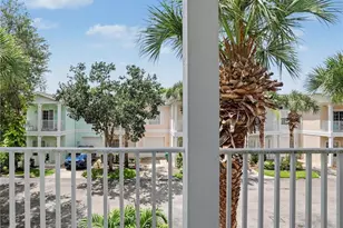 3299 Megan Ln, Naples, FL 34109 - Photo 25
