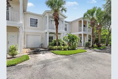 3299 Megan Ln #4, Naples, FL 34109 - Photo 3