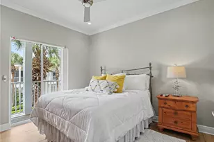 3299 Megan Ln, Naples, FL 34109 - Photo 23