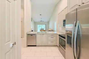 3510 Avion Woods Ct, Naples, FL 34104 - Photo 17