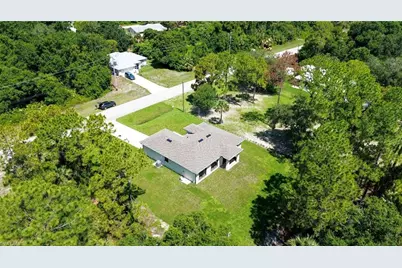 135 McArthur Blvd, Lehigh Acres, FL 33974 - Photo 43