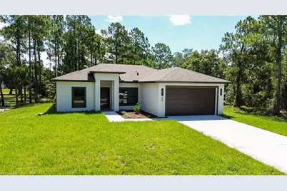 135 McArthur Blvd, Lehigh Acres, FL 33974 - Photo 37
