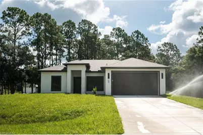 135 McArthur Blvd, Lehigh Acres, FL 33974 - Photo 3