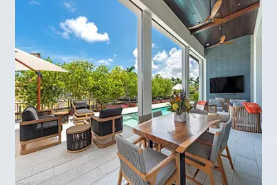 425 15th Ave S, Naples, FL 34102 - Photo 15