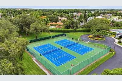 670 Lambton Ln, Naples, FL 34104 - Photo 31