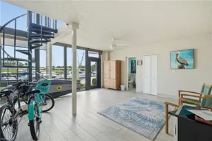 803 River Point Dr, Naples, FL 34102 - Photo 11