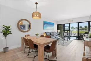 803 River Point Dr, Naples, FL 34102 - Photo 5