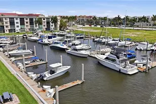 803 River Point Dr, Naples, FL 34102 - Photo 19