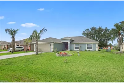423 Windermere Dr, Lehigh Acres, FL 33972 - Photo 3