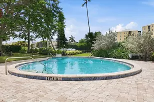 3951 Gulf Shore Blvd N, Naples, FL 34103 - Photo 43