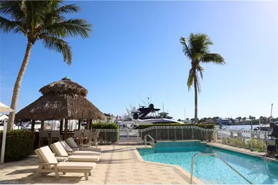 891 10th St S, Naples, FL 34102 - Photo 11