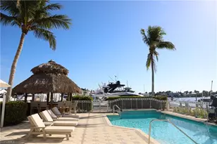 891 10th St S, Naples, FL 34102 - Photo 11