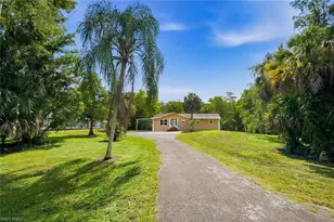 160 19th St NW, Naples, FL 34120 - Photo 5