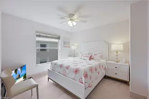 881 Gulf Pavilion Dr, Naples, FL 34108 - Photo 5
