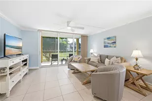 1083 Forest Lakes Dr, Naples, FL 34105 - Photo 7