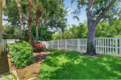 14907 Sterling Oaks Dr, Naples, FL 34110 - Photo 27