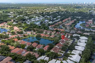4907 Europa Dr, Naples, FL 34105 - Photo 27