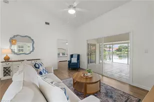 4907 Europa Dr, Naples, FL 34105 - Photo 9