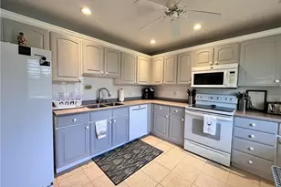 201 Albi Rd, Naples, FL 34112 - Photo 3
