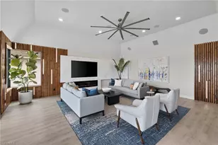 18 Pelican St E, Naples, FL 34113 - Photo 11