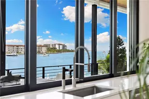 18 Pelican St E, Naples, FL 34113 - Photo 17