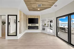 18 Pelican St E, Naples, FL 34113 - Photo 31