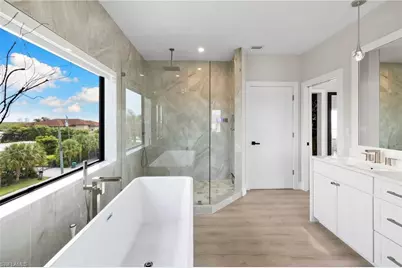18 Pelican St E, Naples, FL 34113 - Photo 33