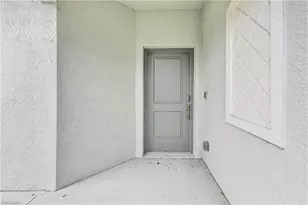 20545 Hazelnut Ct S, Lehigh Acres, FL 33976 - Photo 5