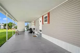 455 Cape Florida Way, Naples, FL 34104 - Photo 3