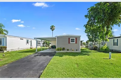 455 Cape Florida Way, Naples, FL 34104 - Photo 1